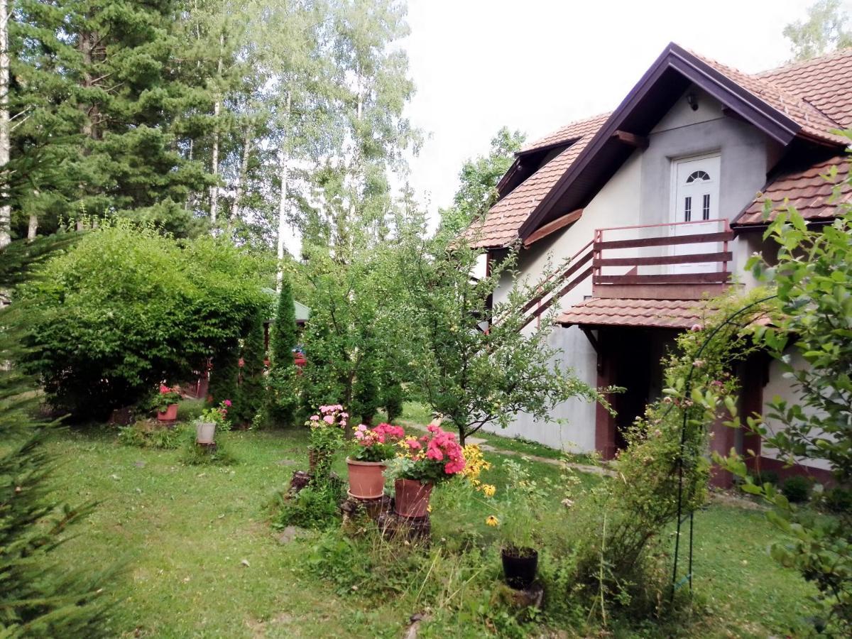 Apartmani Eho ซลาตีบอร์ ภายนอก รูปภาพ