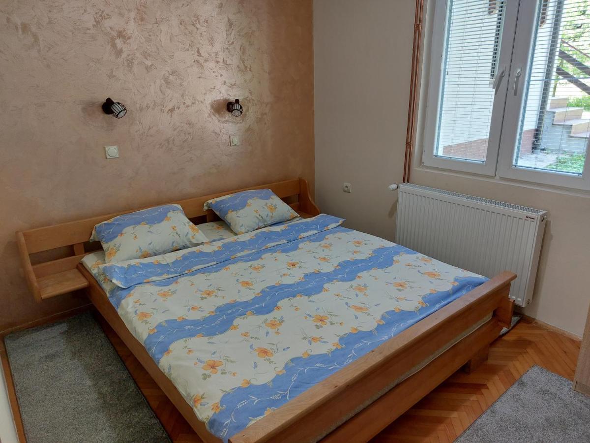 Apartmani Eho ซลาตีบอร์ ภายนอก รูปภาพ