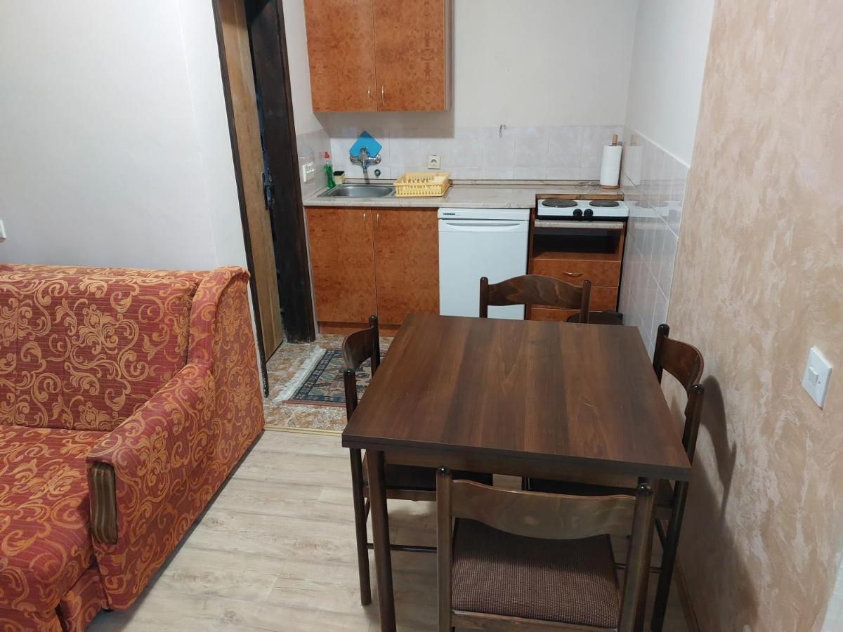 Apartmani Eho ซลาตีบอร์ ภายนอก รูปภาพ