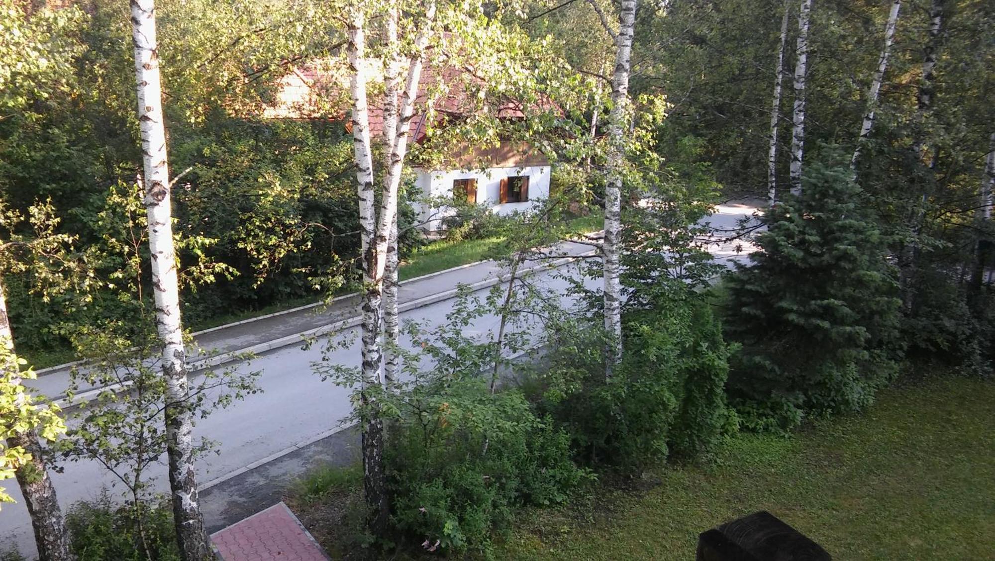Apartmani Eho ซลาตีบอร์ ภายนอก รูปภาพ